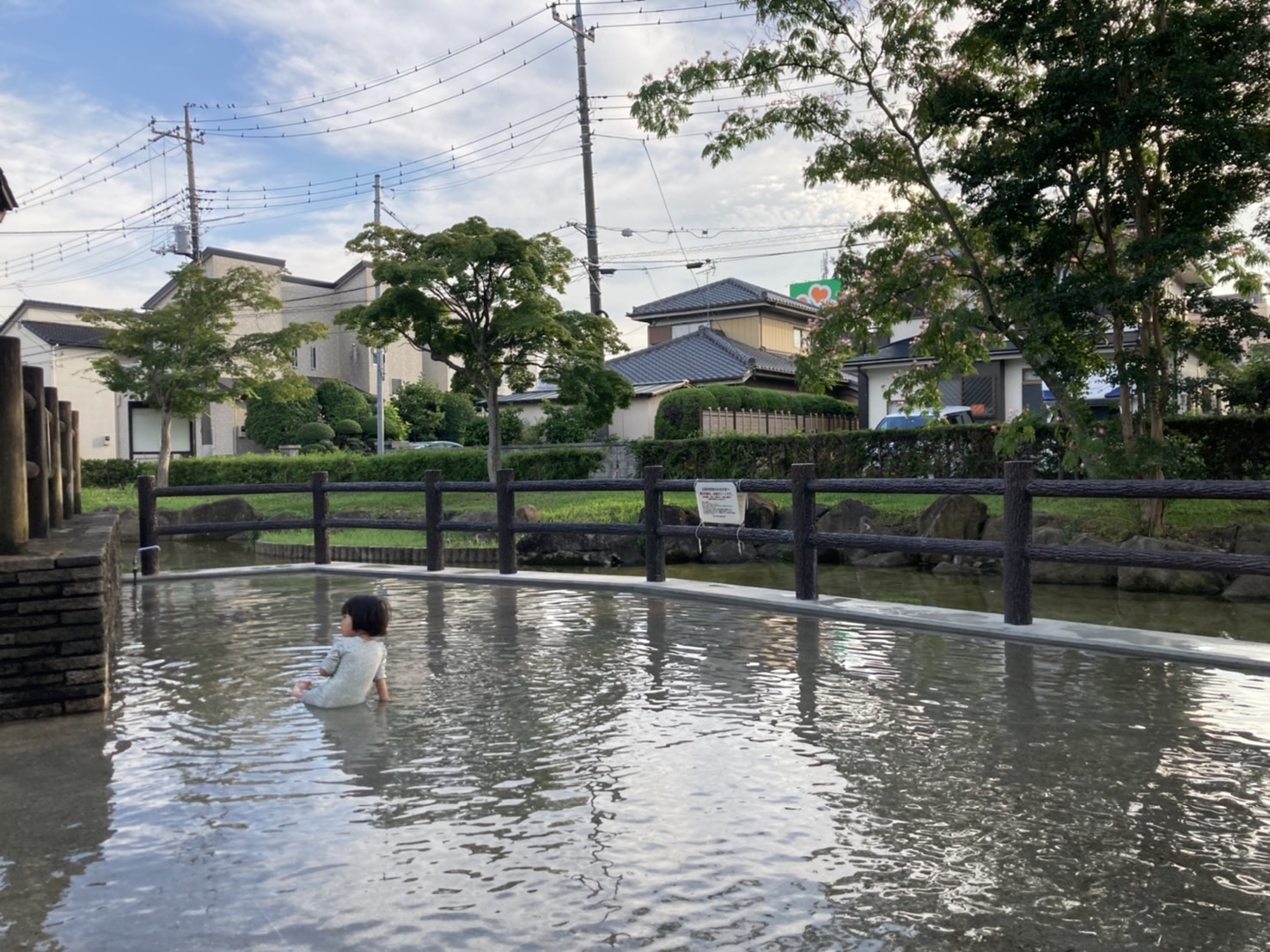 写真画像：じゃぶじゃぶ池